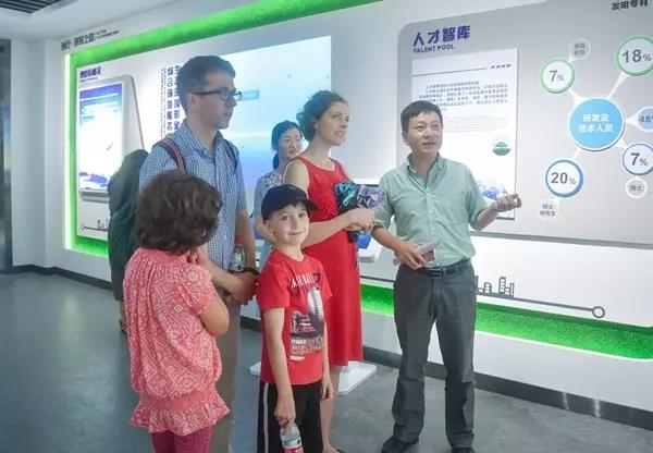 1543200920973016.jpg 微信图片_20171027093039-f29c9ae2-0005-4314-a6b6-4cbafa415e2a.jpg